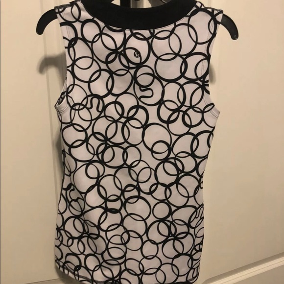 Lululemon athletica sleeveless tank yogo/workout - Picture 3 of 3